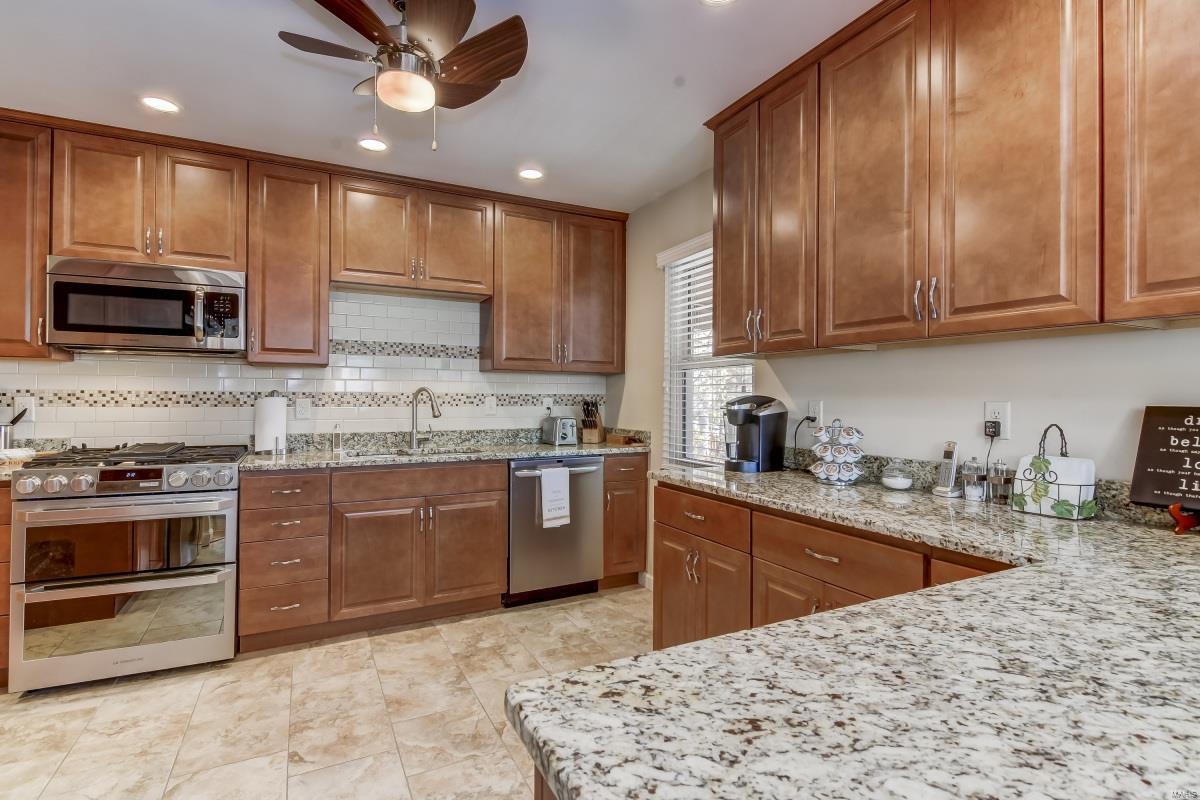 7916 Blackberry Avenue