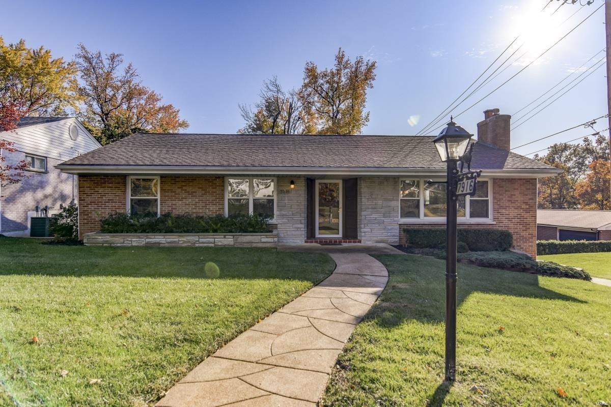 7916 Blackberry Avenue