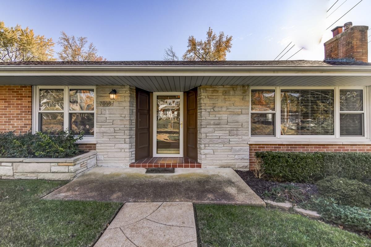 7916 Blackberry Avenue