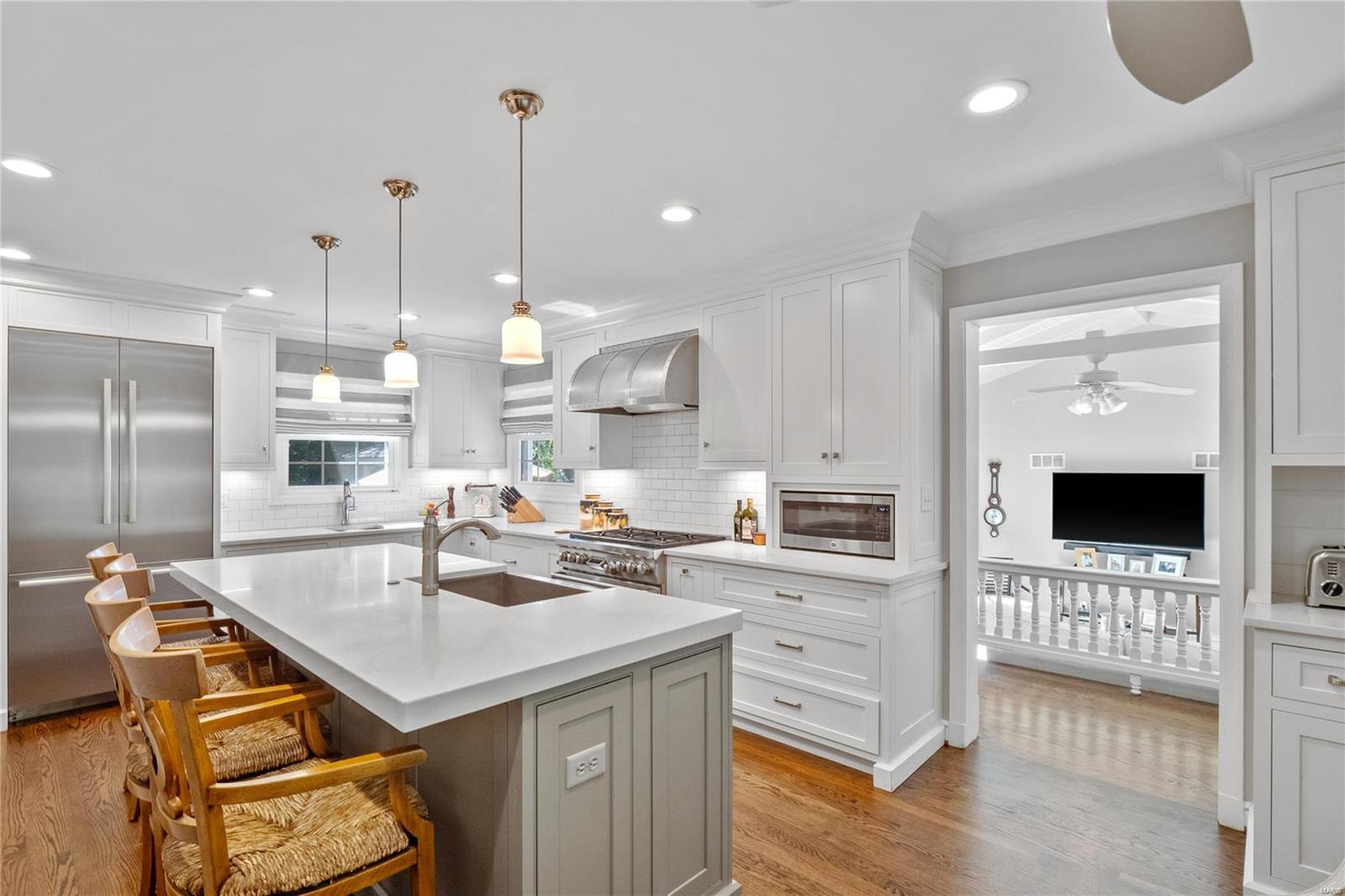 9321 Old Bonhomme Road