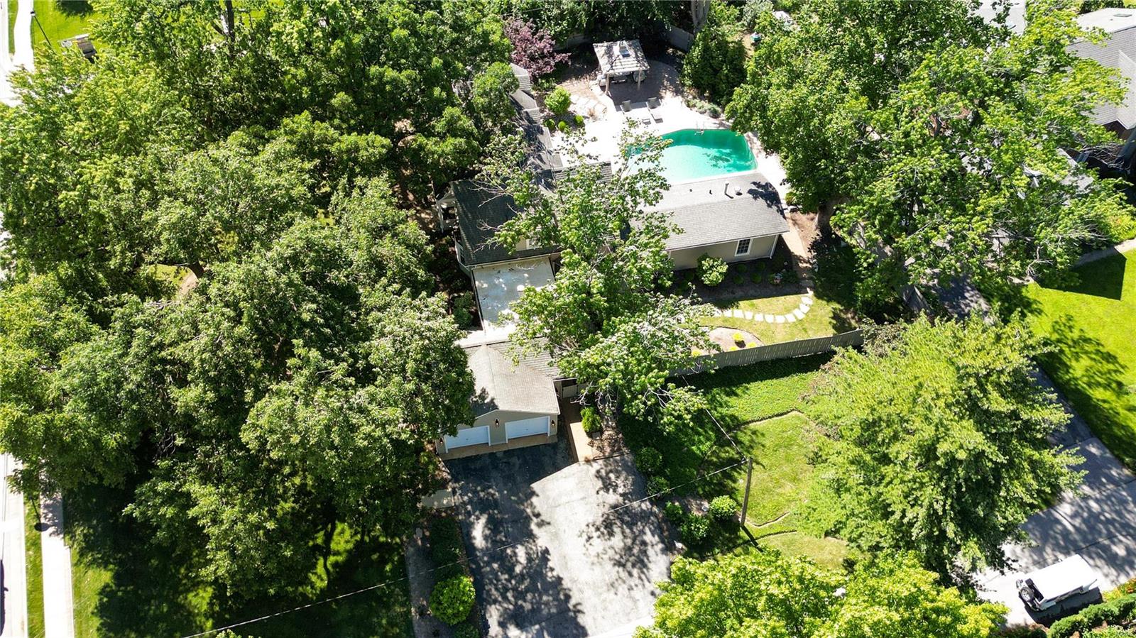 9321 Old Bonhomme Road