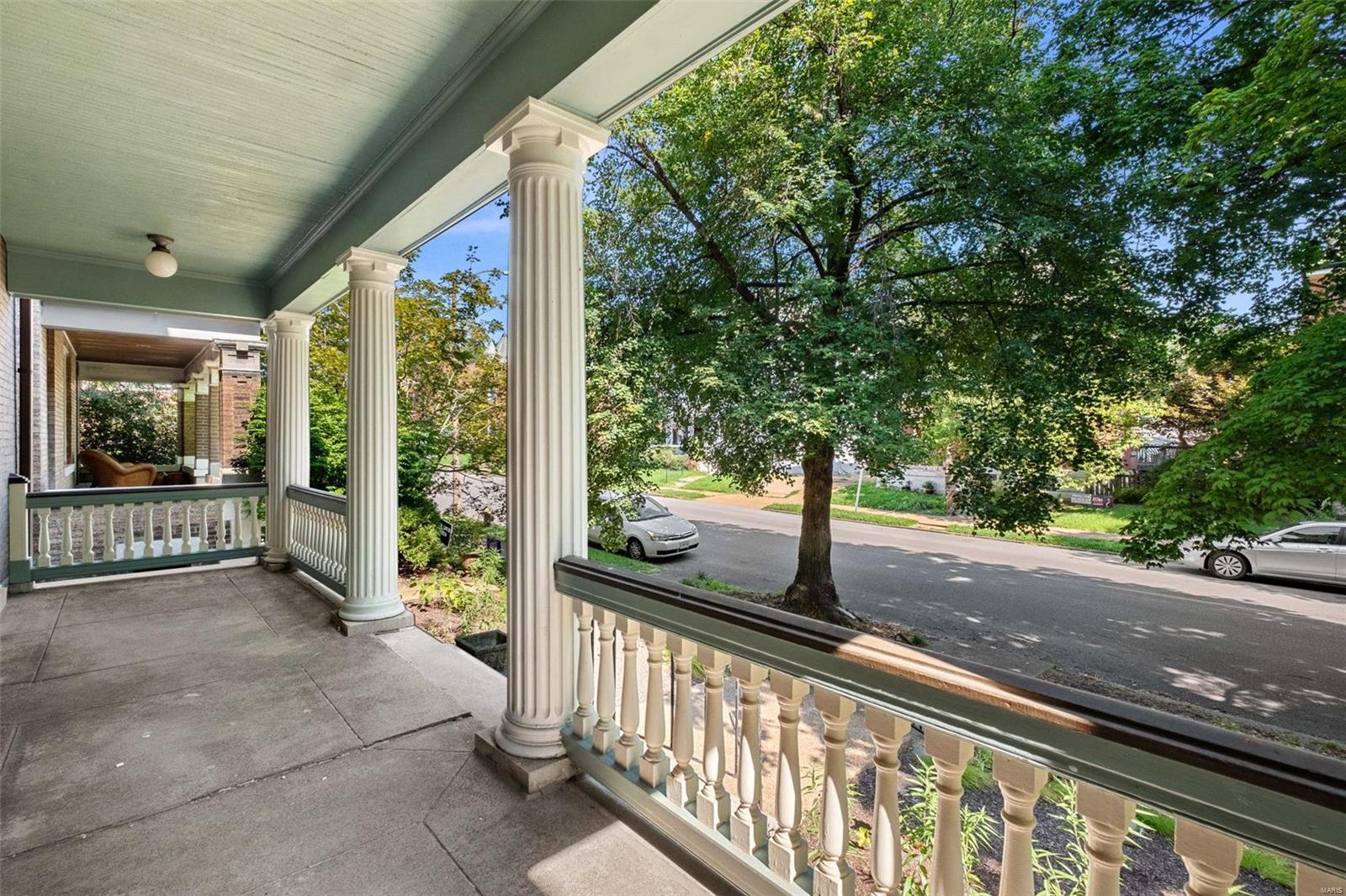 3022 Shenandoah Avenue