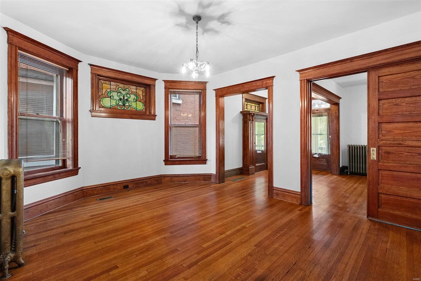 3022 Shenandoah Avenue