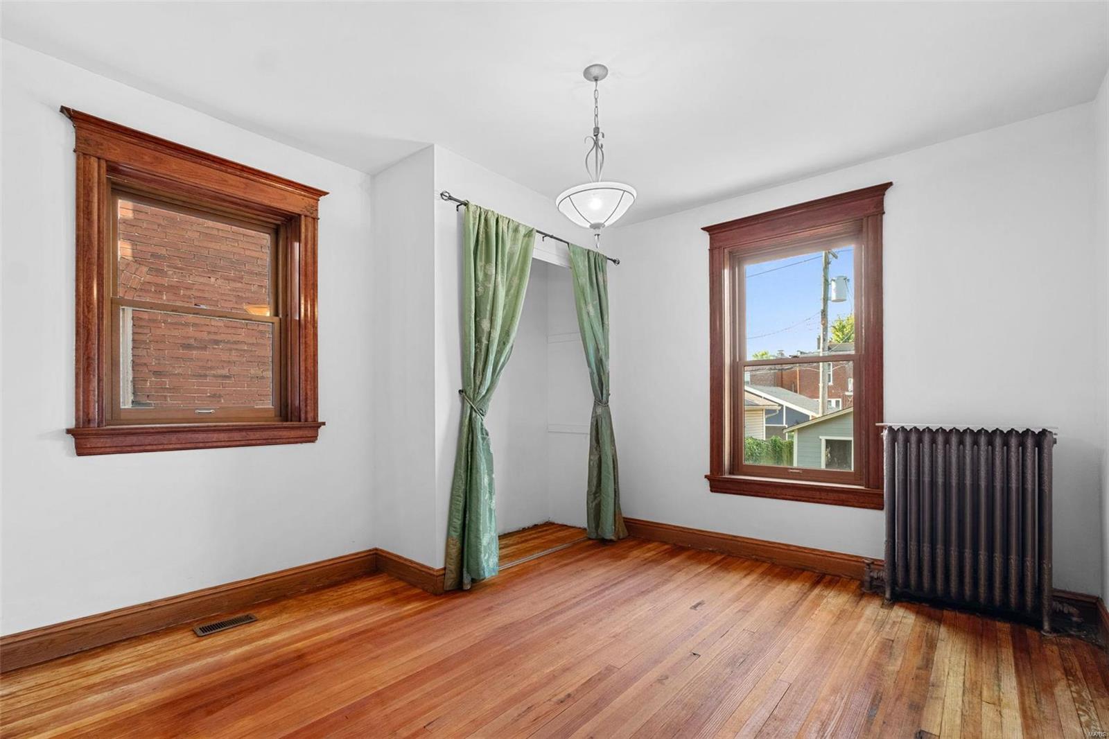 3022 Shenandoah Avenue