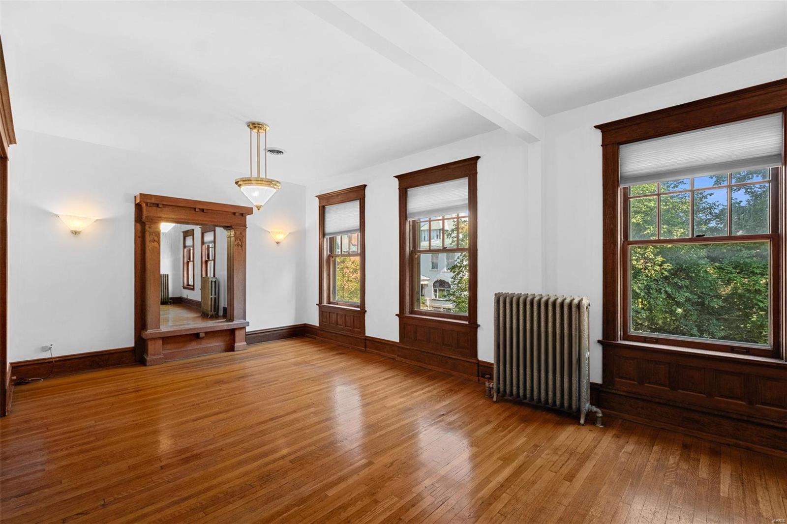 3022 Shenandoah Avenue