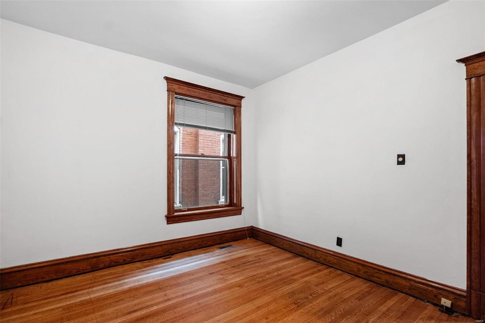 3022 Shenandoah Avenue