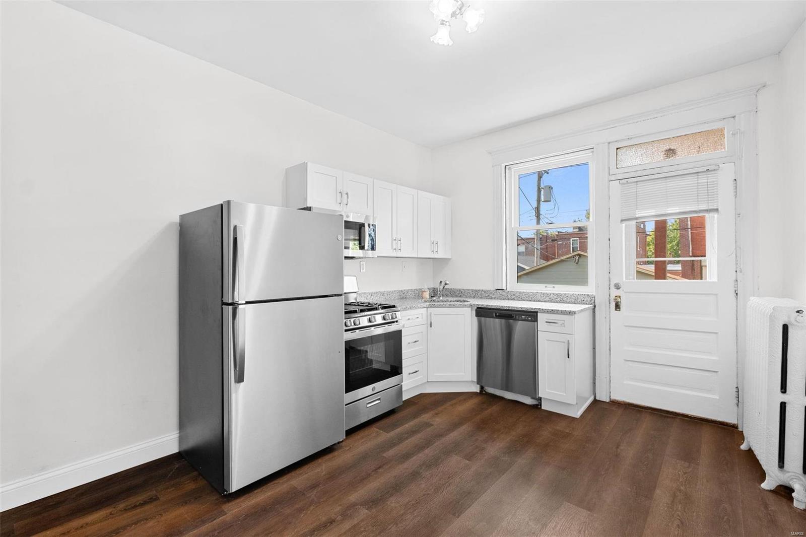 3022 Shenandoah Avenue