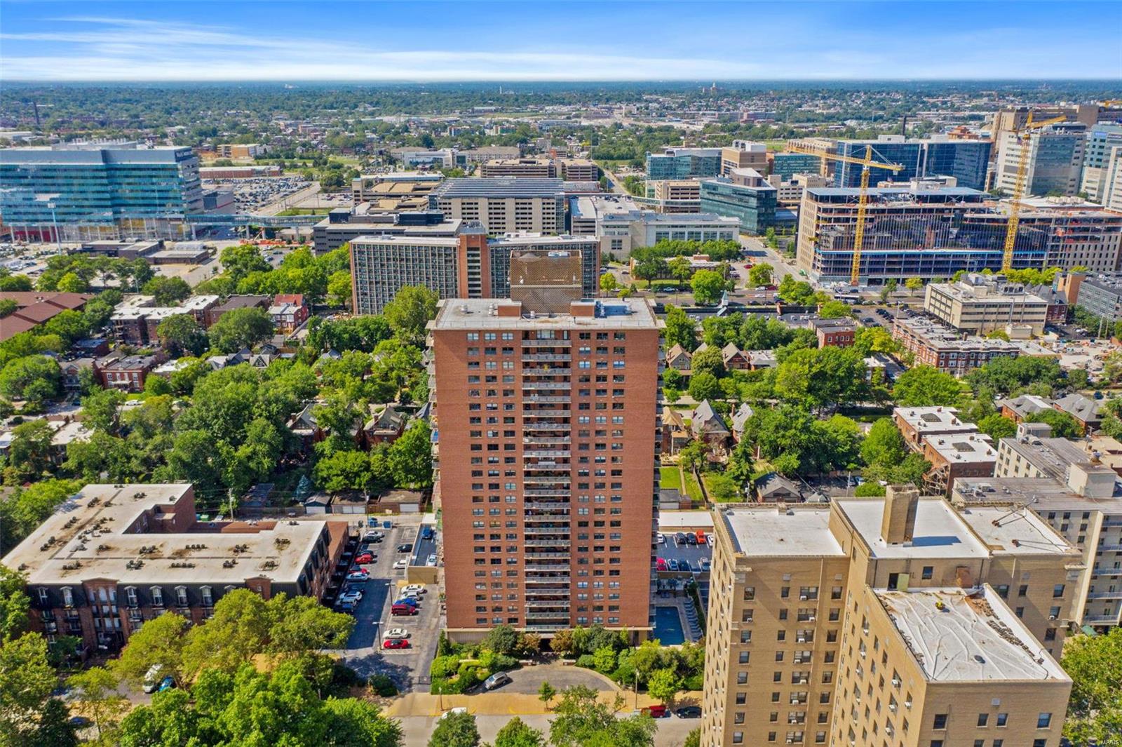4466 W Pine Boulevard Unit: 15D