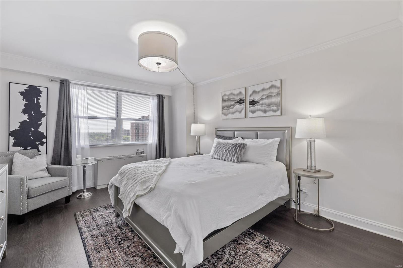 4466 W Pine Boulevard Unit: 15D