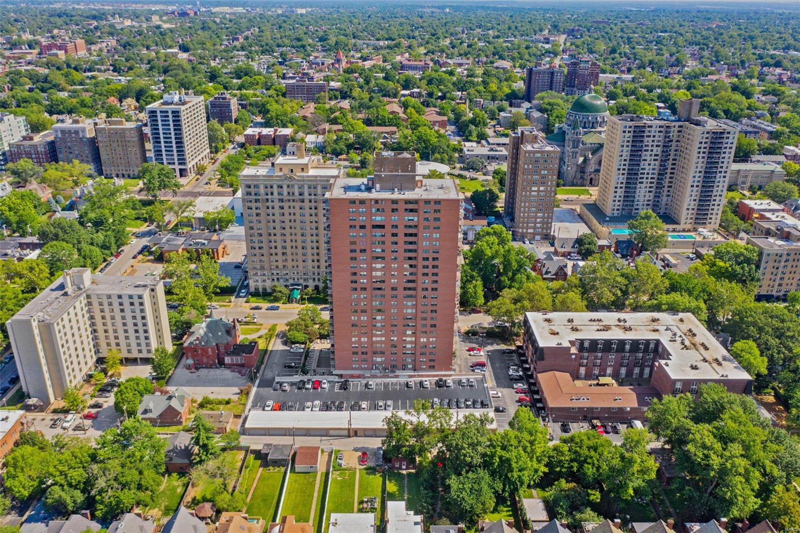 4466 W Pine Boulevard Unit: 15D