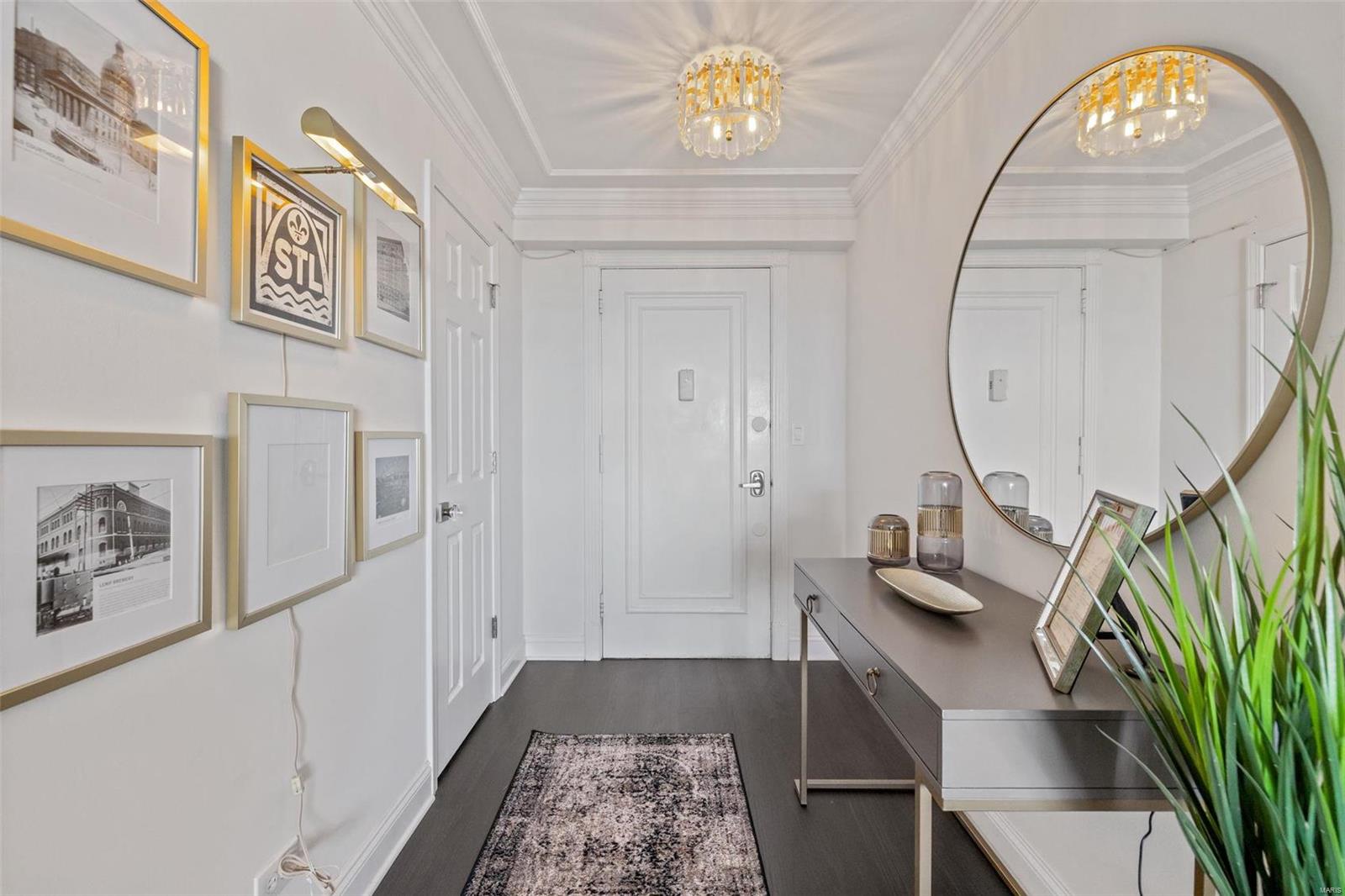 4466 W Pine Boulevard Unit: 15D