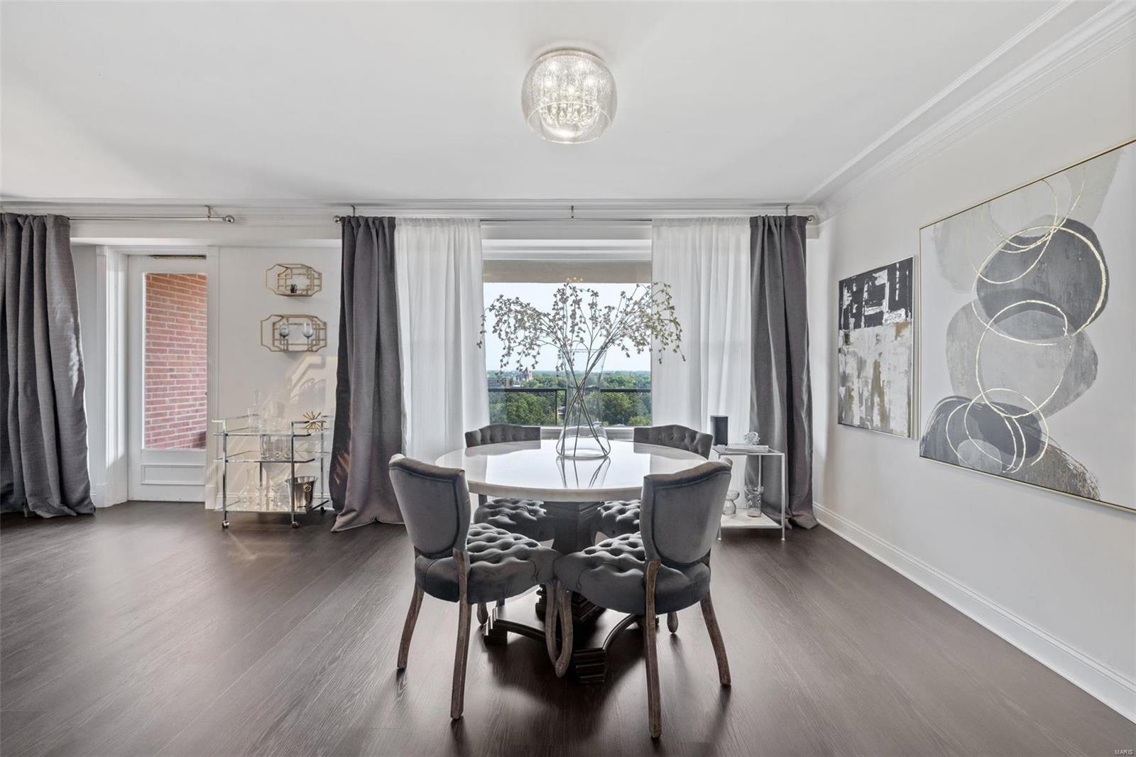 4466 W Pine Boulevard Unit: 15D