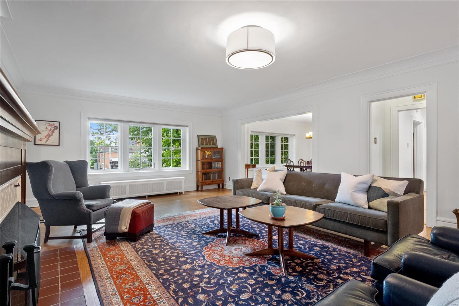 7611 Wydown Boulevard