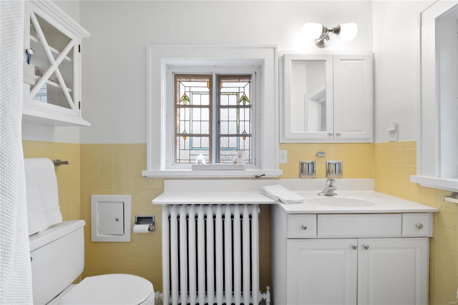 7611 Wydown Boulevard