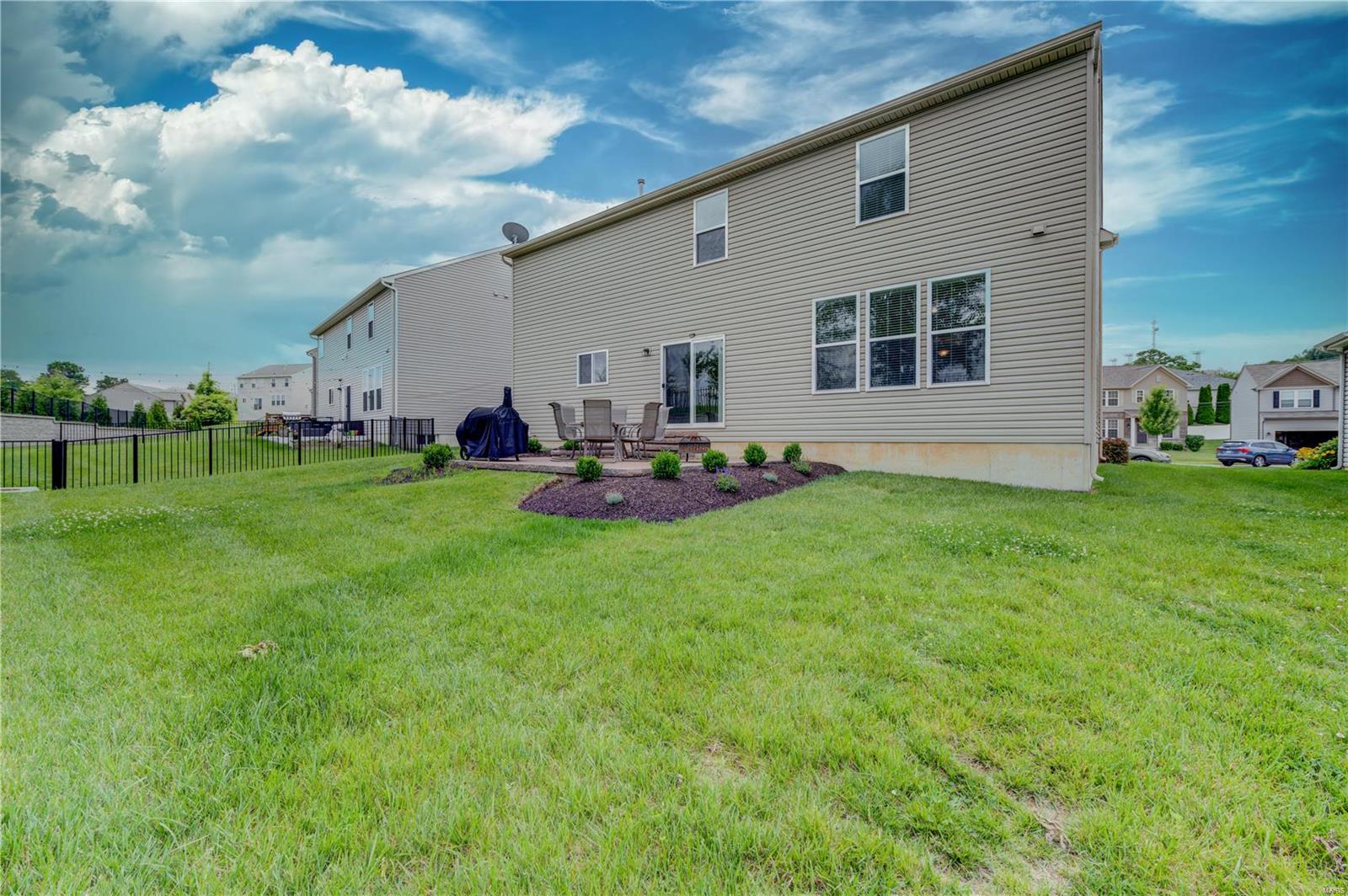 14 Bristol Ridge Court