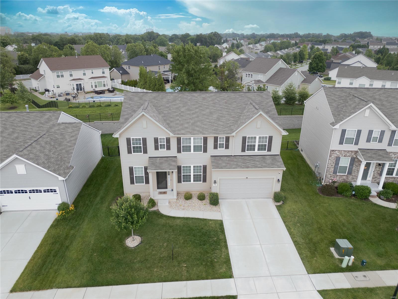 14 Bristol Ridge Court