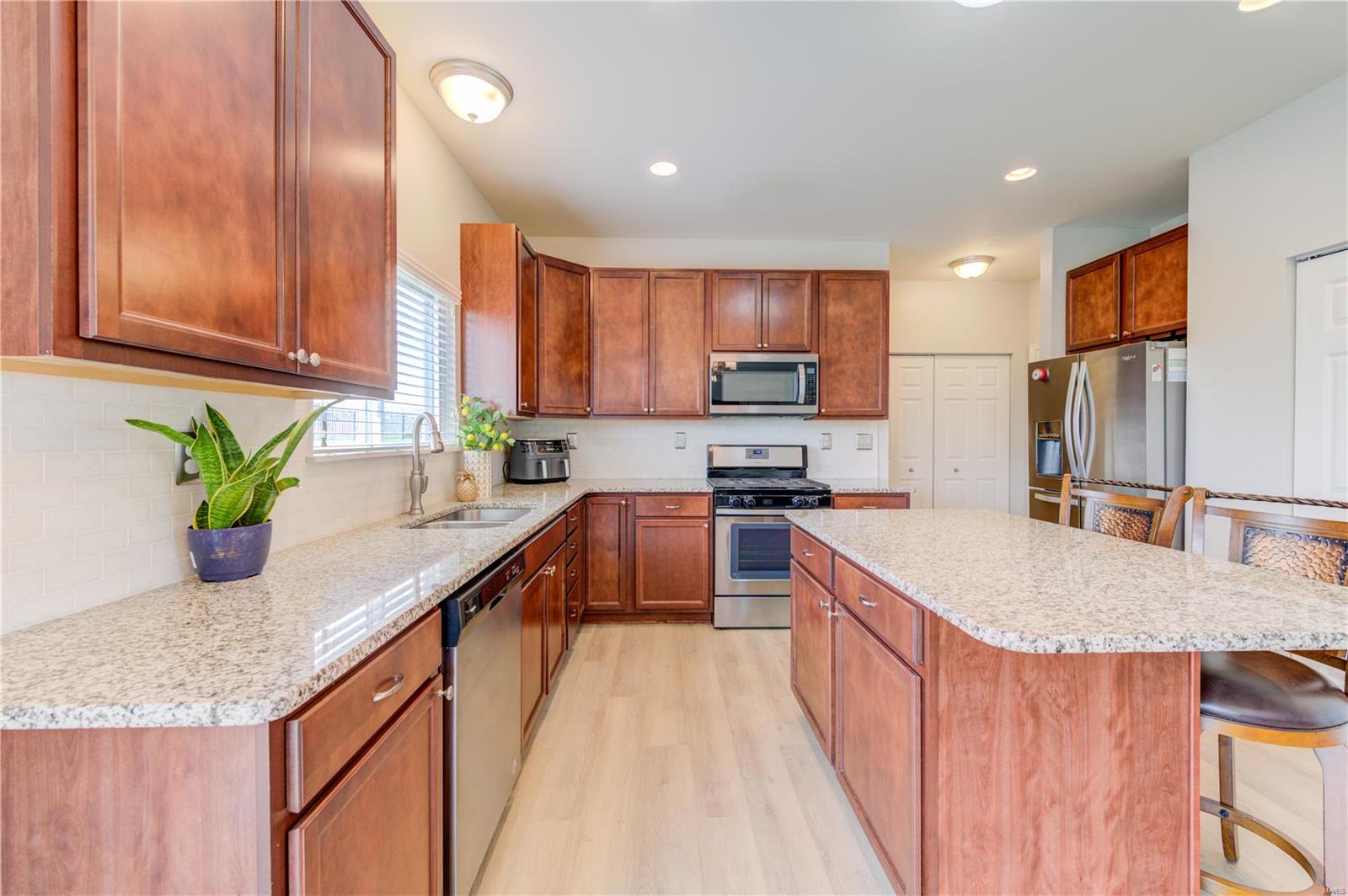 14 Bristol Ridge Court