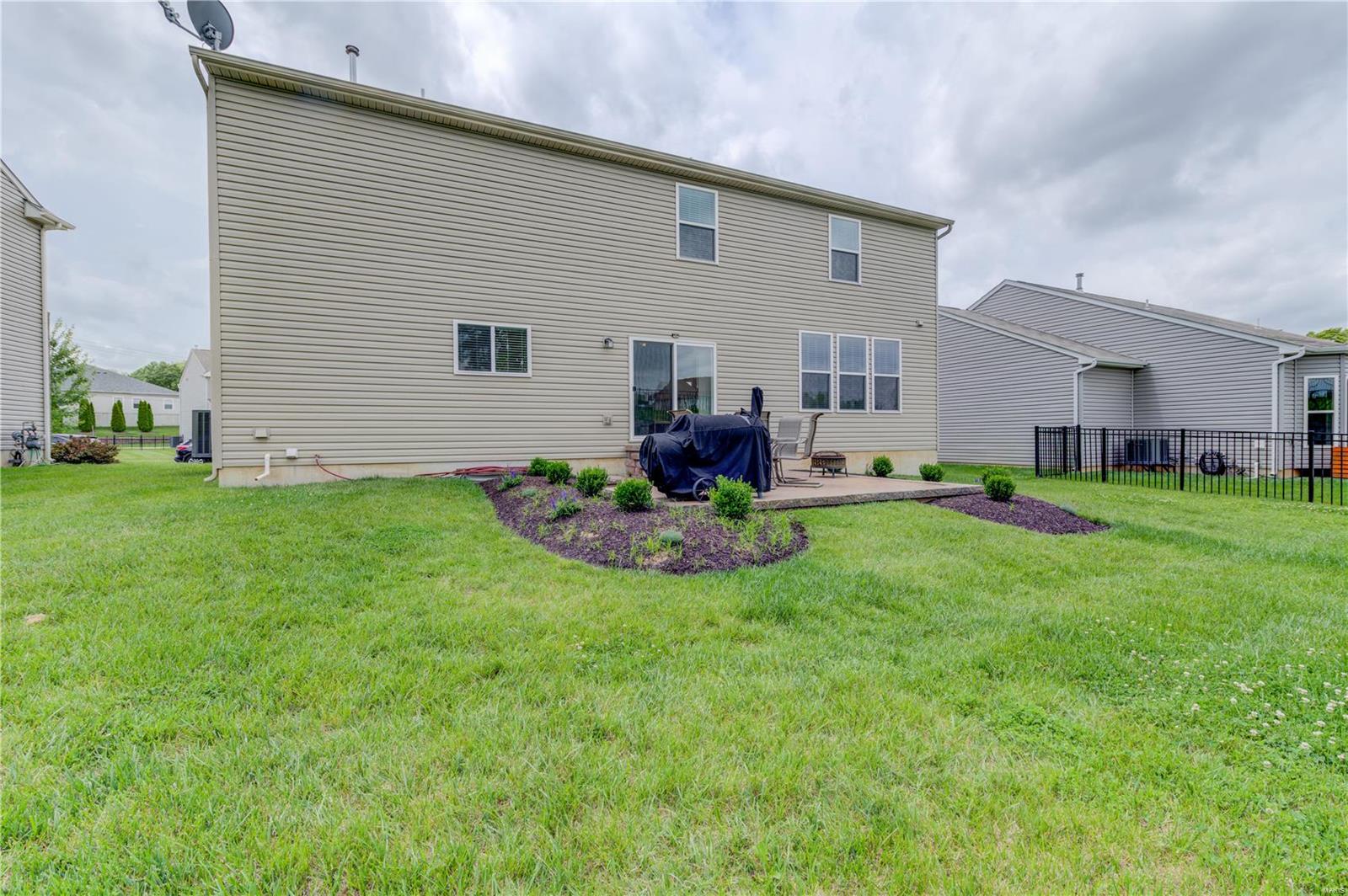 14 Bristol Ridge Court