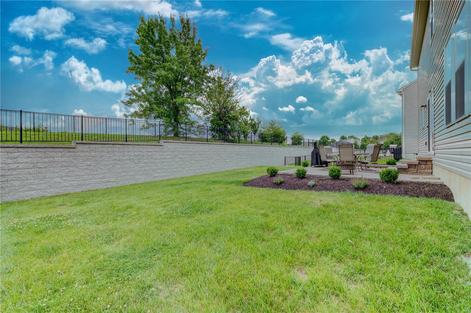 14 Bristol Ridge Court