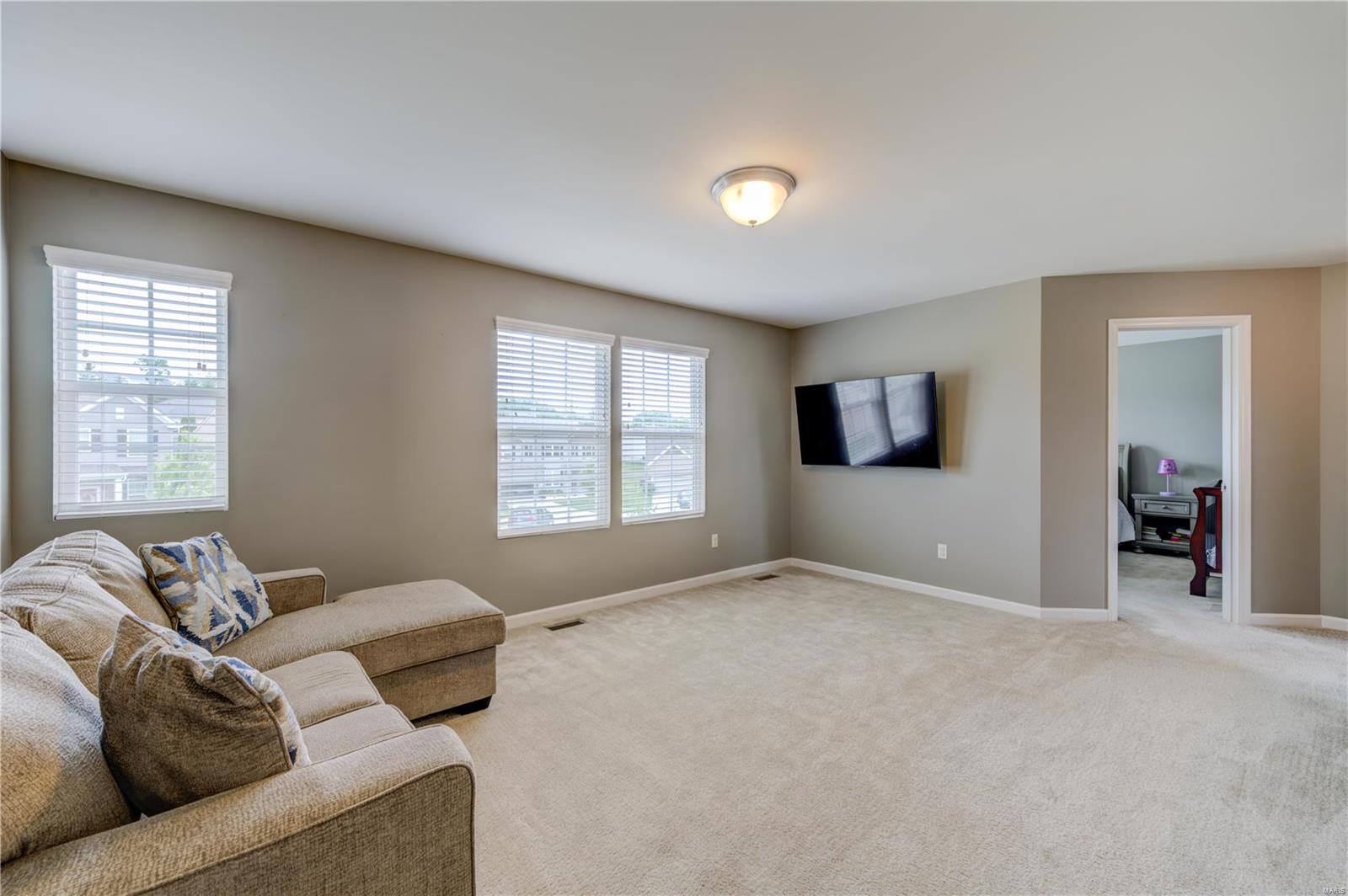 14 Bristol Ridge Court