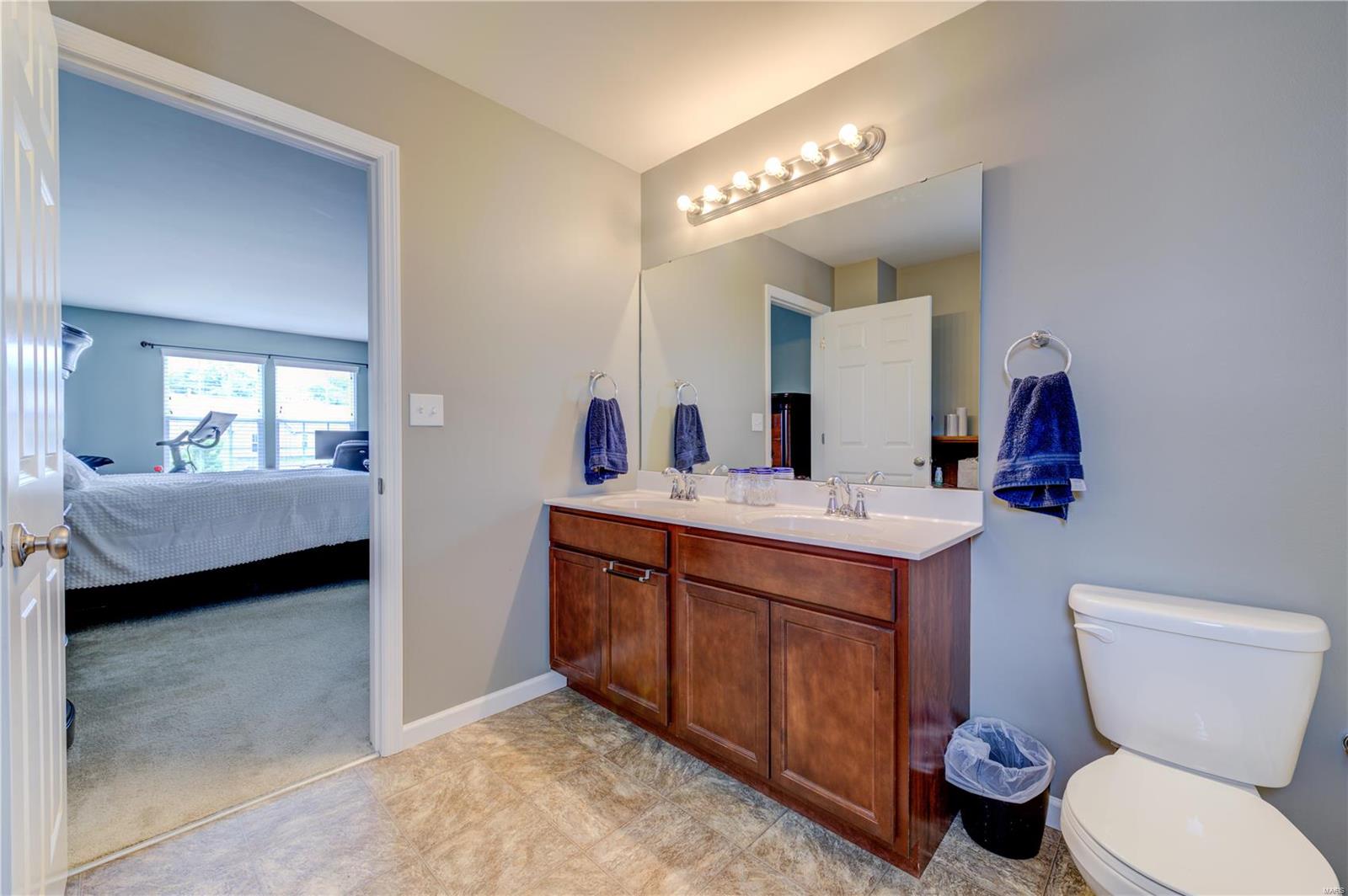 14 Bristol Ridge Court