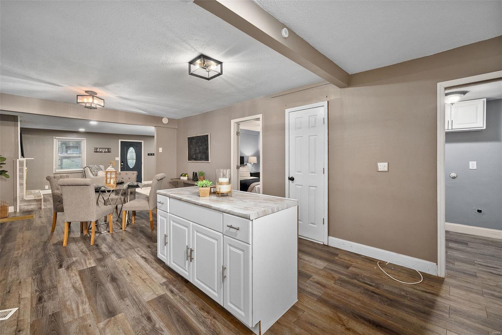 2930 Endicott Avenue