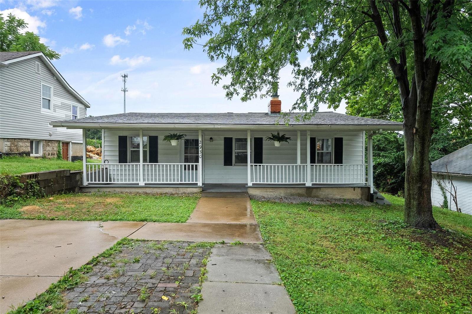 2930 Endicott Avenue