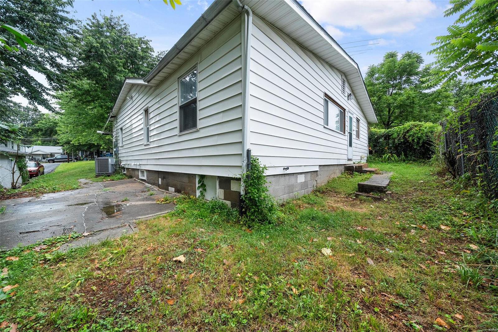 2930 Endicott Avenue