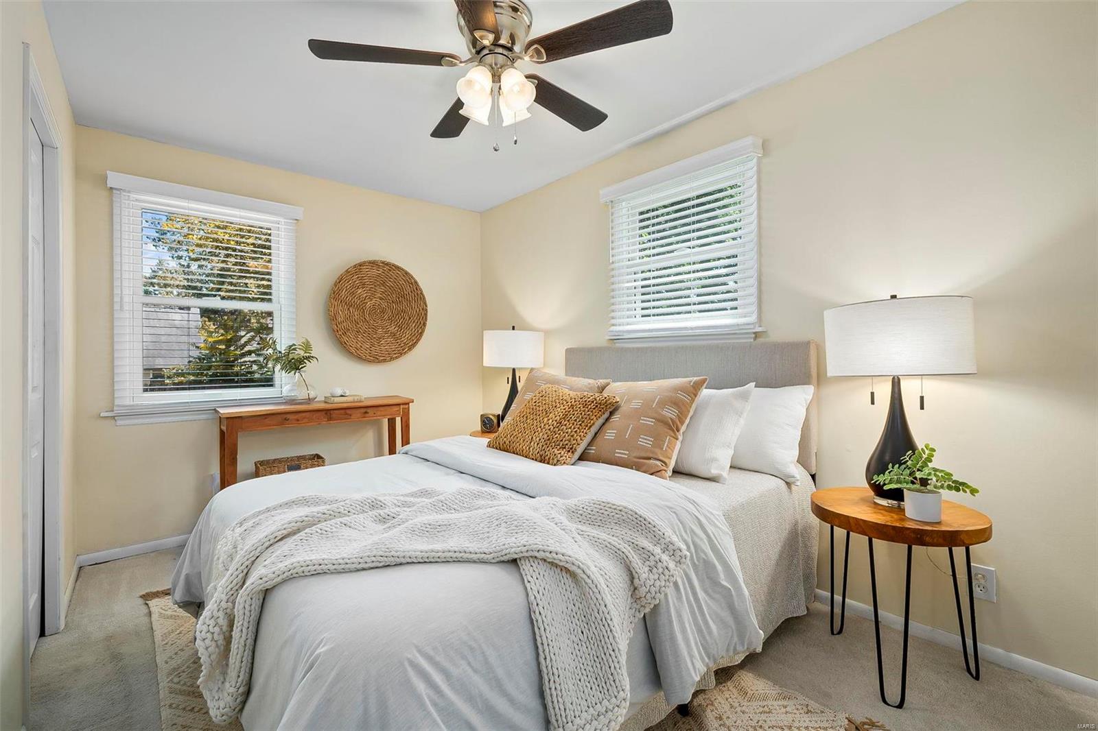 3432 Oxford Boulevard