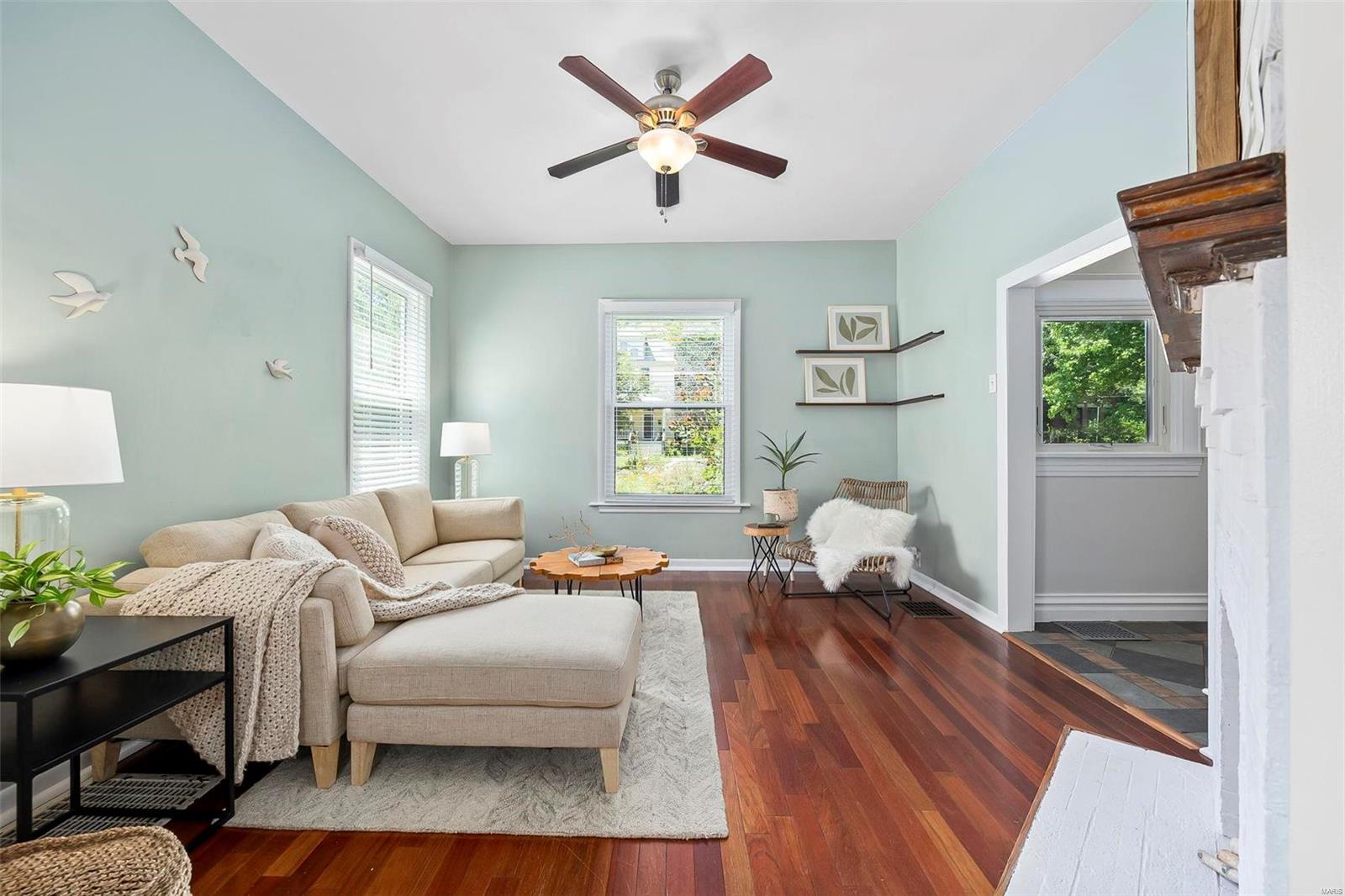 3432 Oxford Boulevard