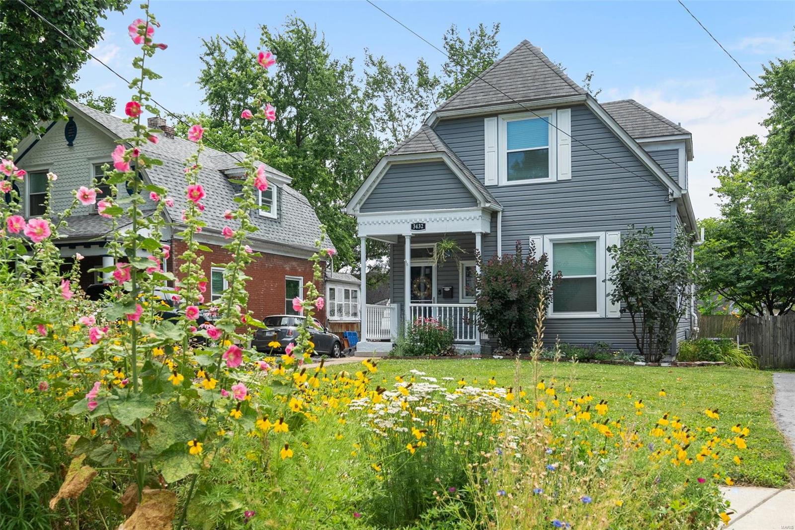 3432 Oxford Boulevard