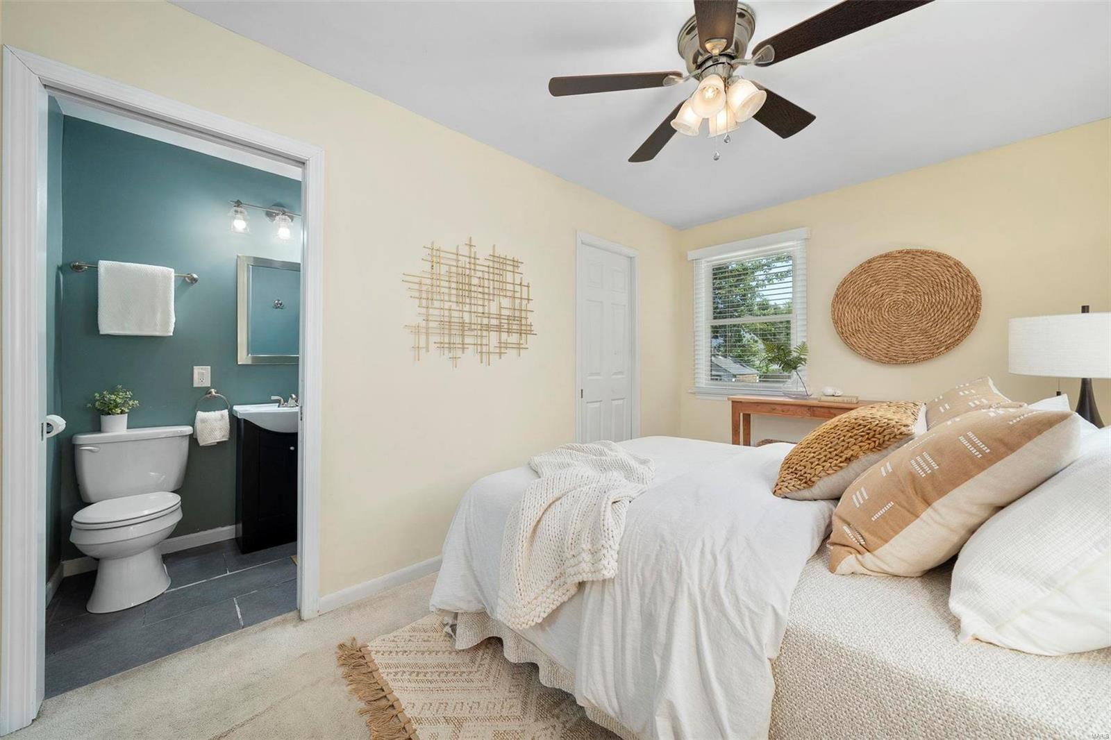 3432 Oxford Boulevard