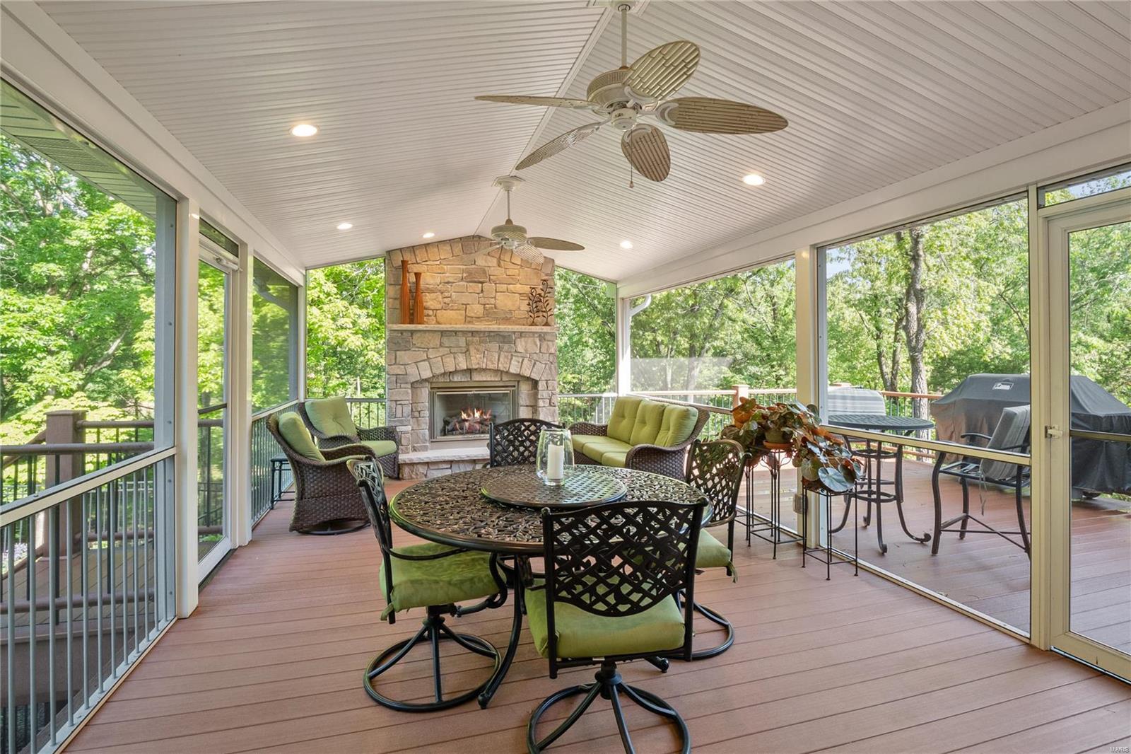 2713 Autumn Run Court