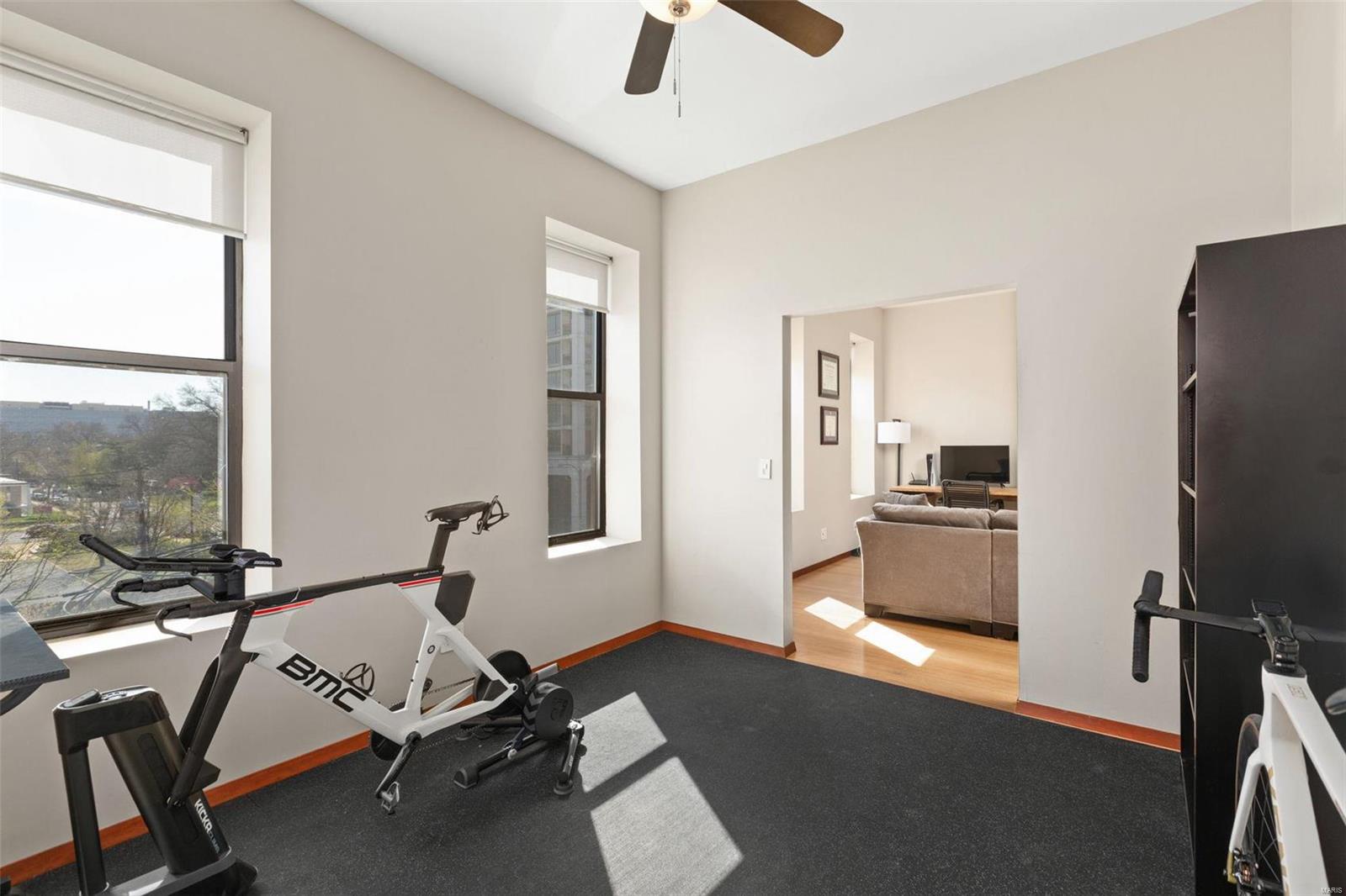 4496 Maryland Avenue Unit: 3D