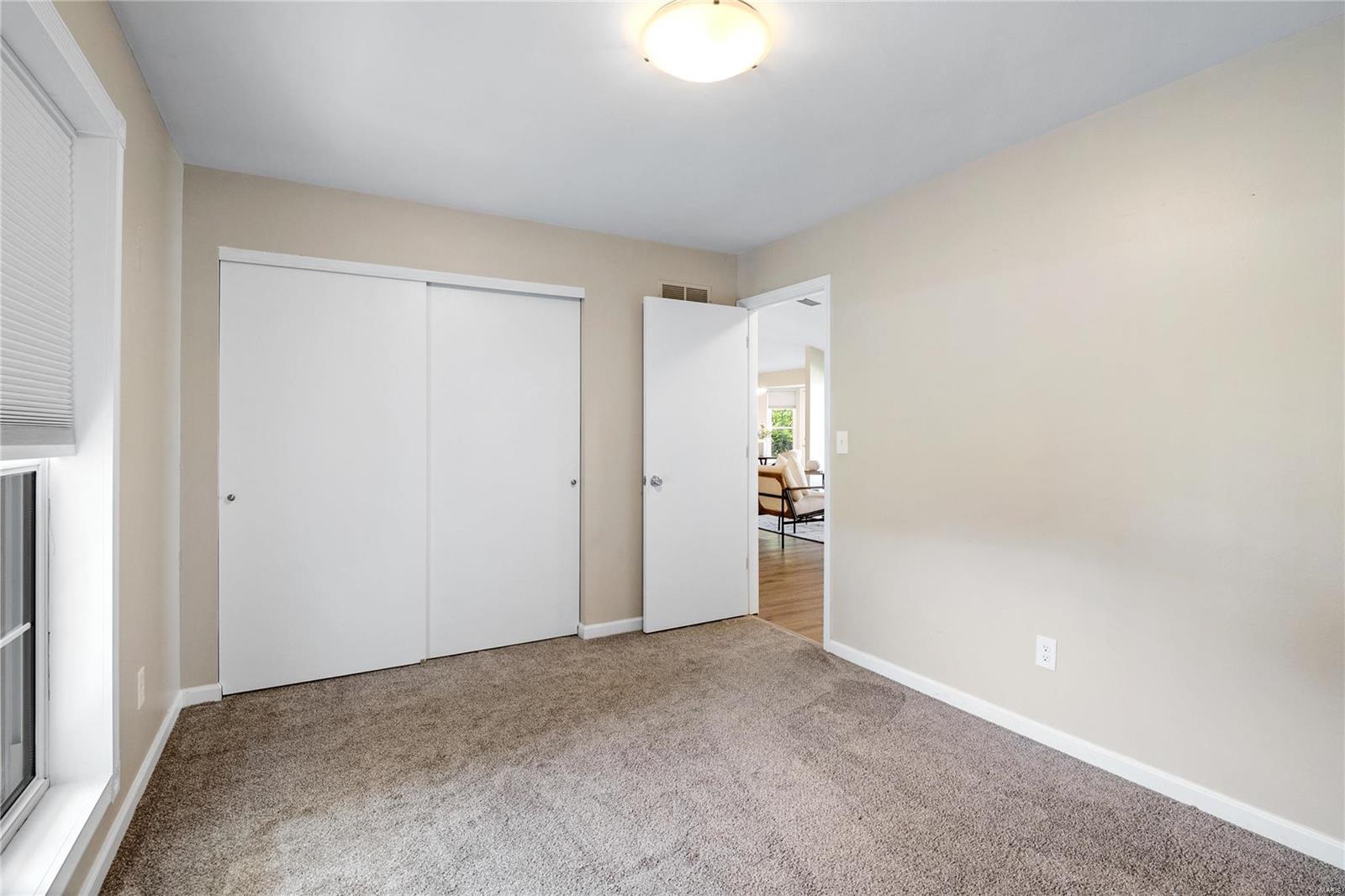 8 Winding Trails Circle