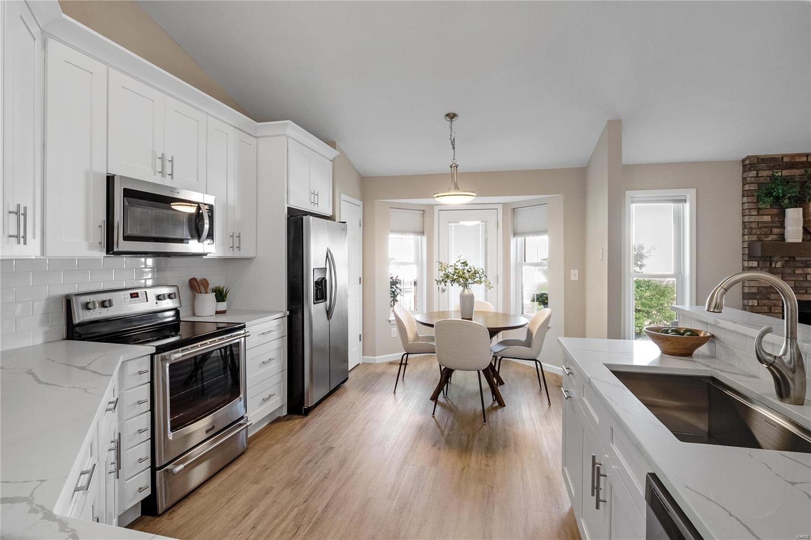 8 Winding Trails Circle