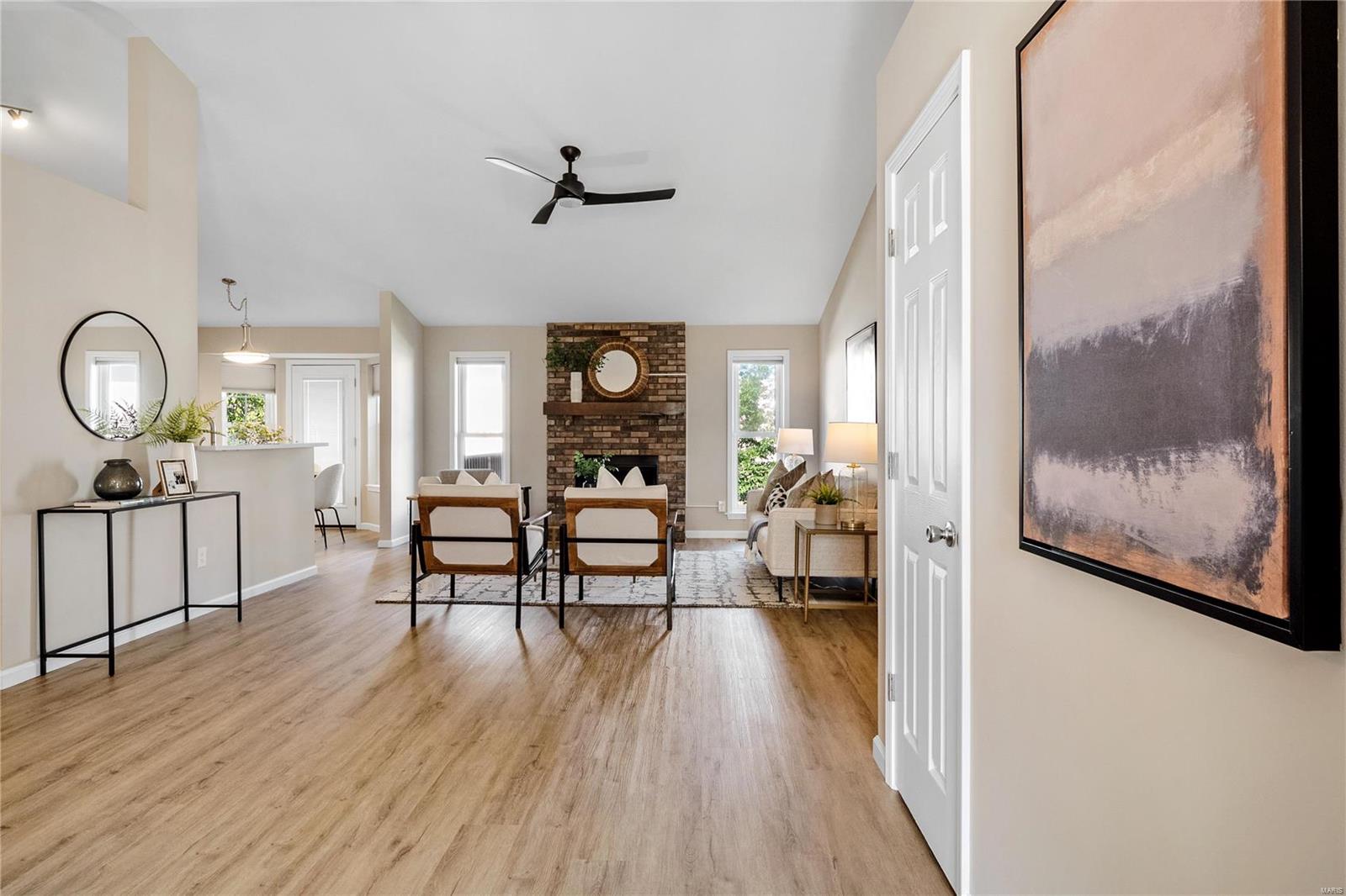 8 Winding Trails Circle