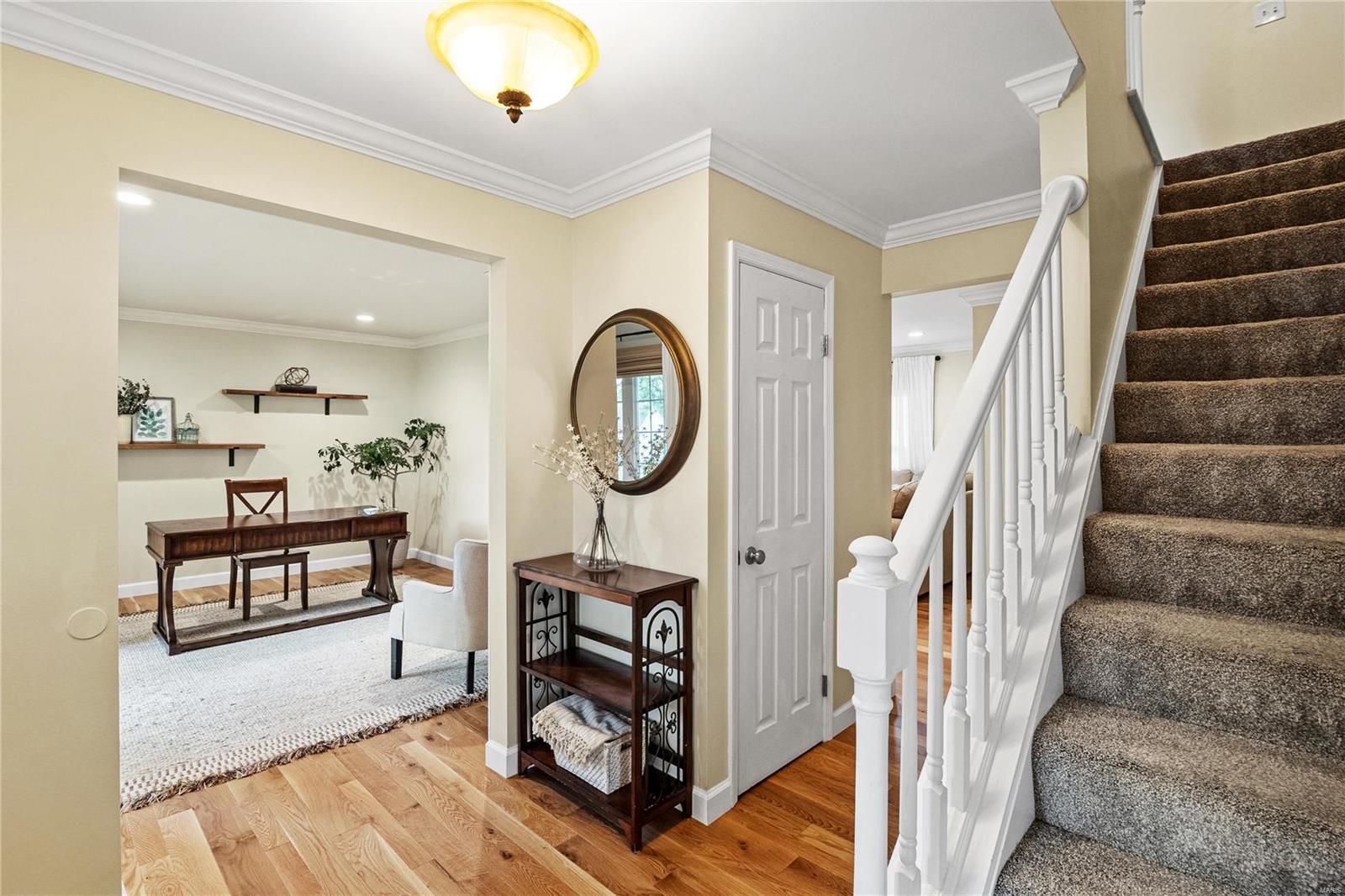 1323 Parkview Valley Drive