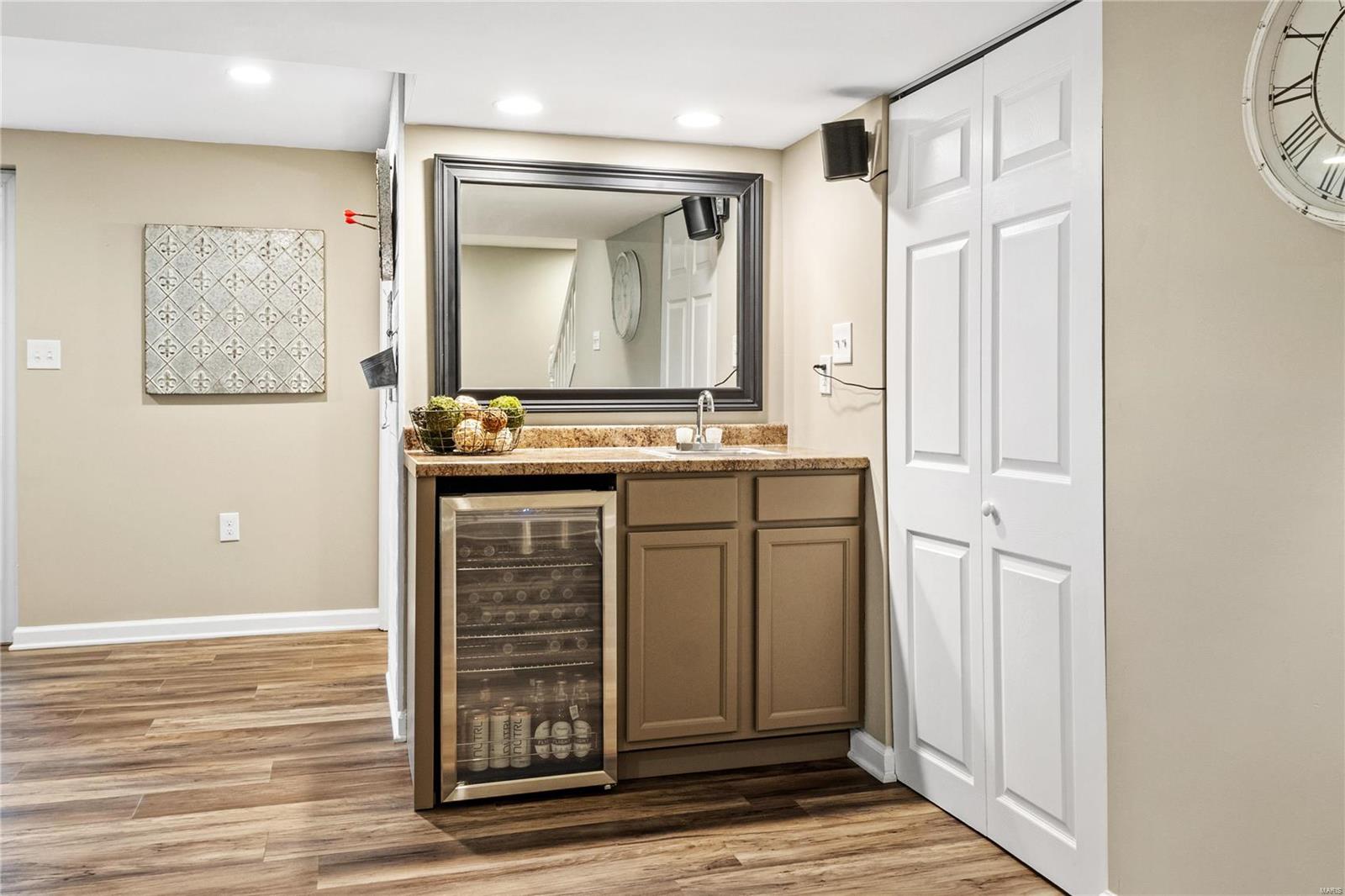 1323 Parkview Valley Drive