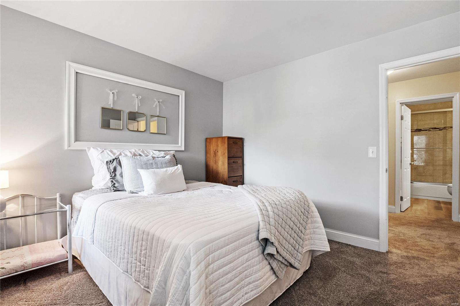 1323 Parkview Valley Drive