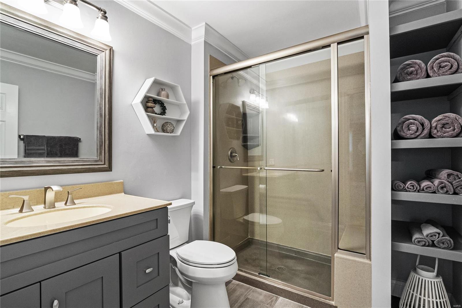 1323 Parkview Valley Drive