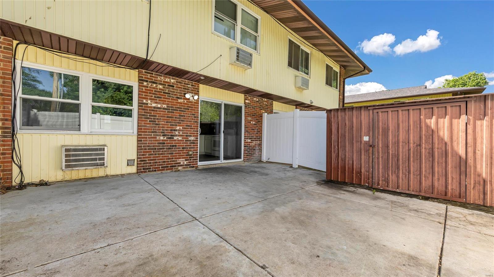 7546 Hazelcrest Drive