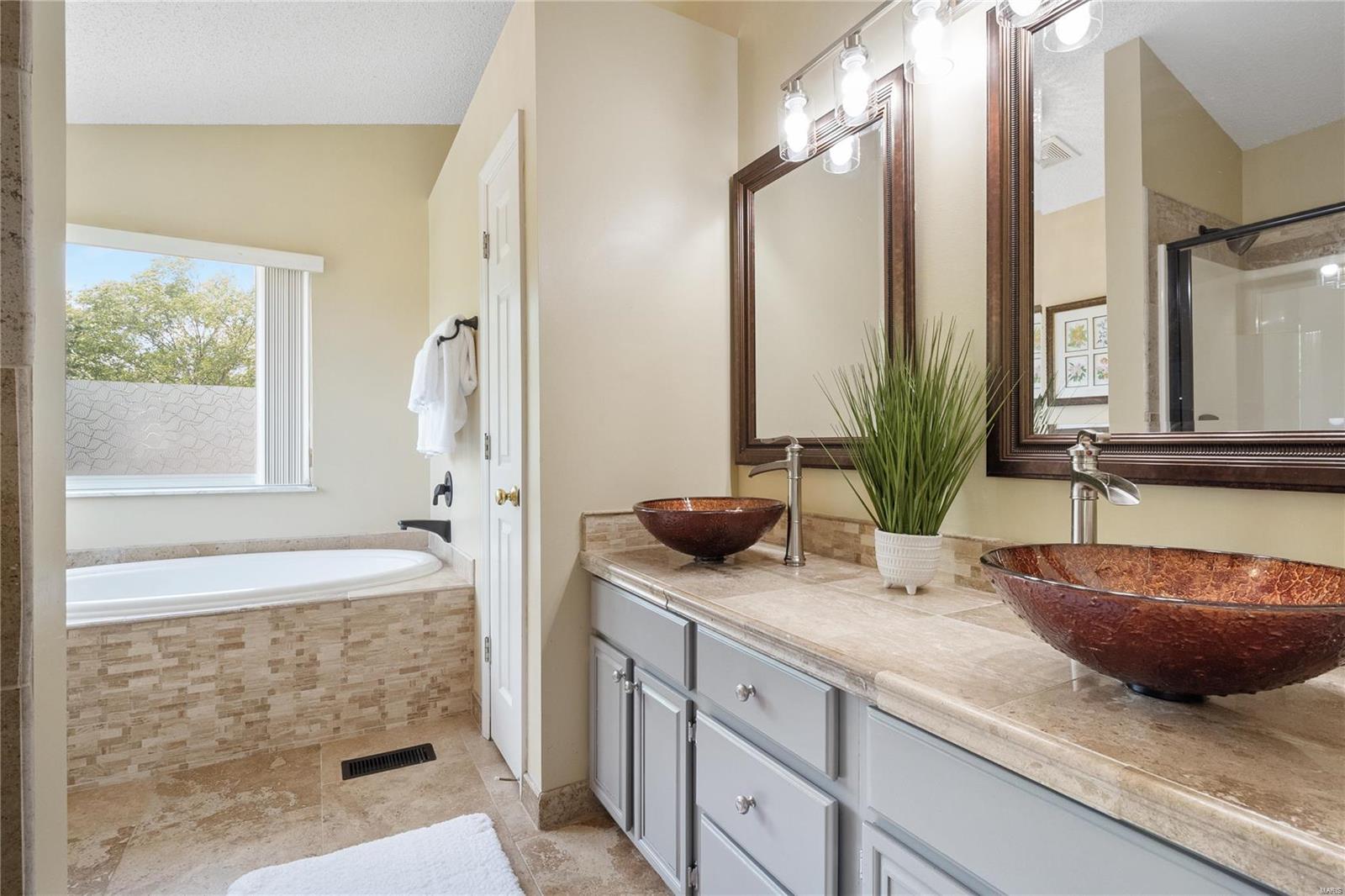 3020 Cedarshade Court