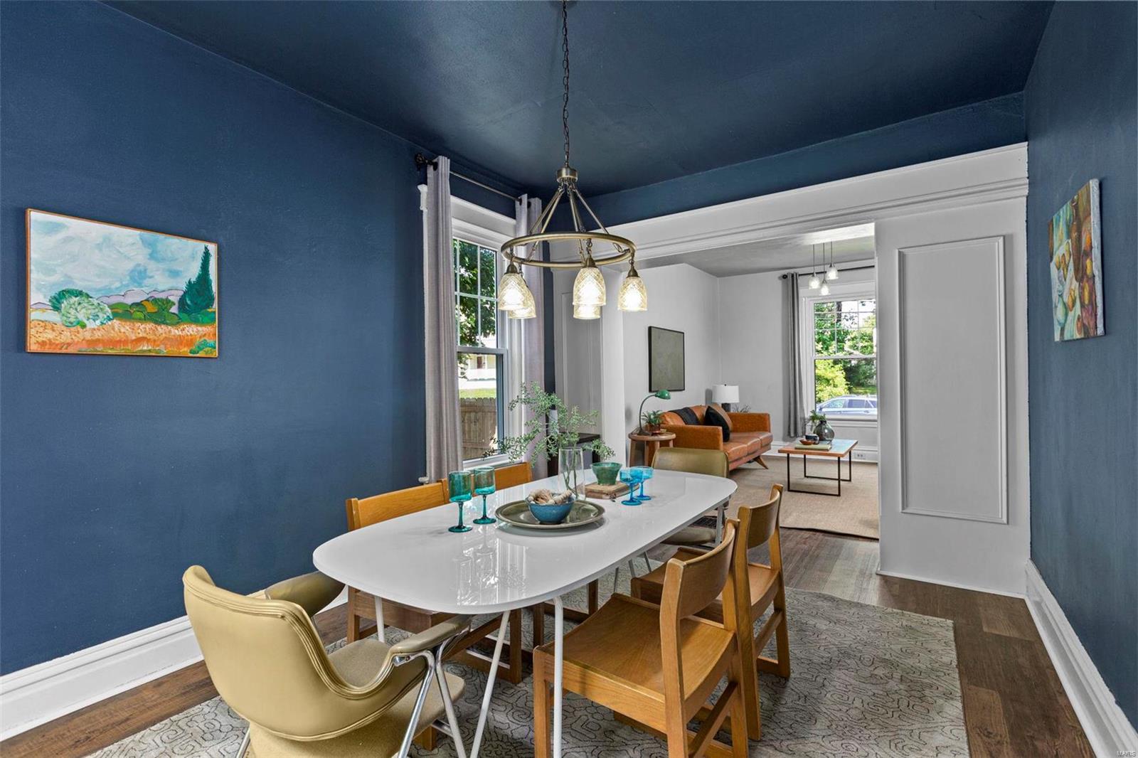 3610 Oxford Boulevard