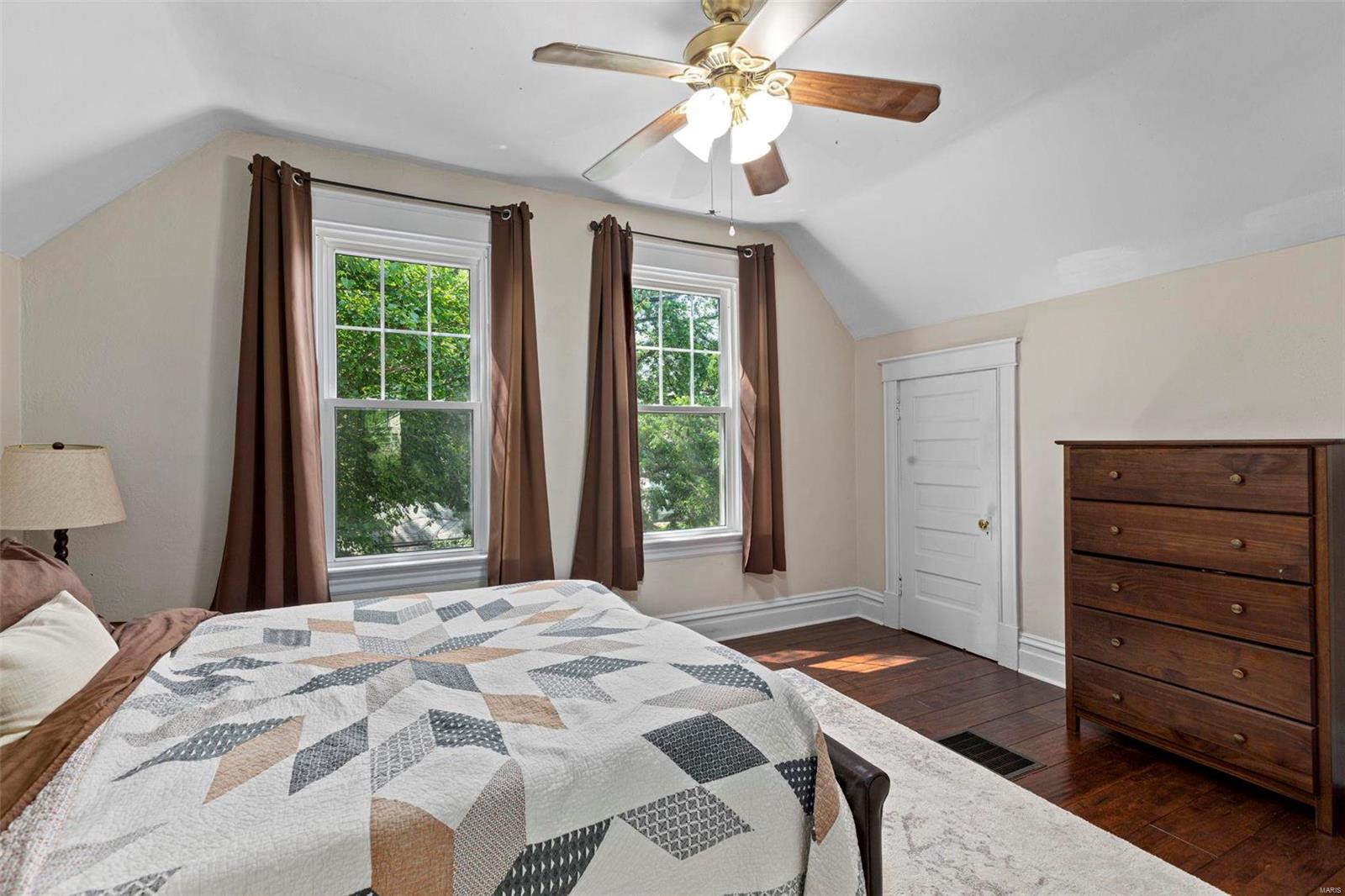 3610 Oxford Boulevard