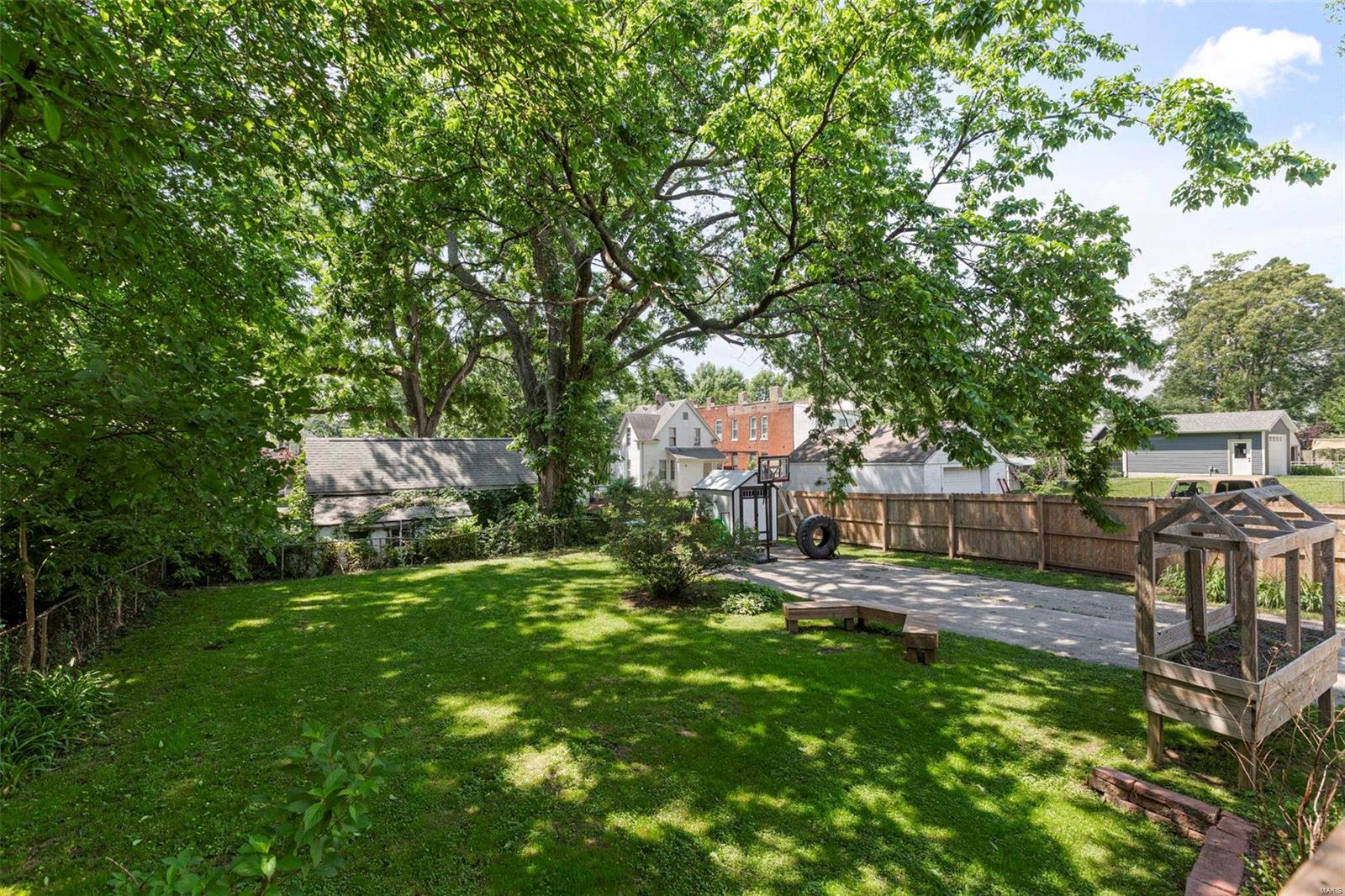 3610 Oxford Boulevard