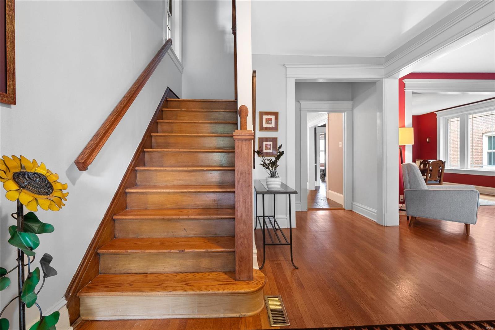 6429 San Bonita Avenue