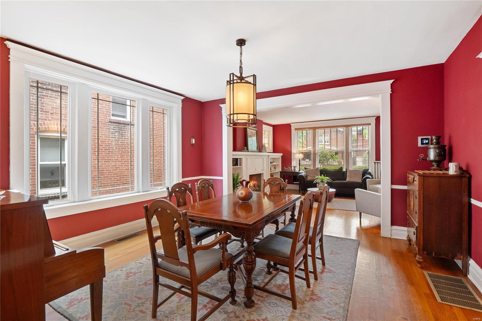 6429 San Bonita Avenue