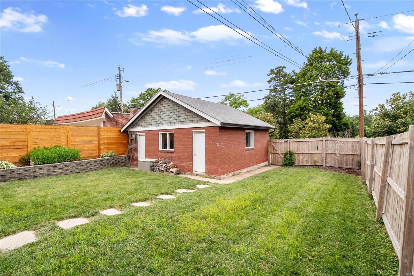 6429 San Bonita Avenue