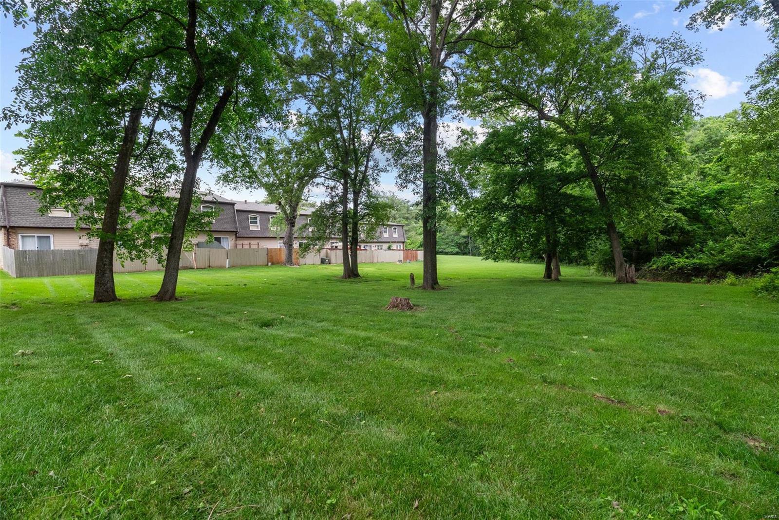 200 Braeshire Drive Unit: J